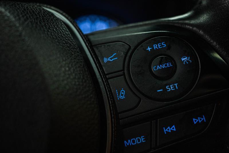 used 2021 Toyota RAV4 Hybrid car, priced at $26,995