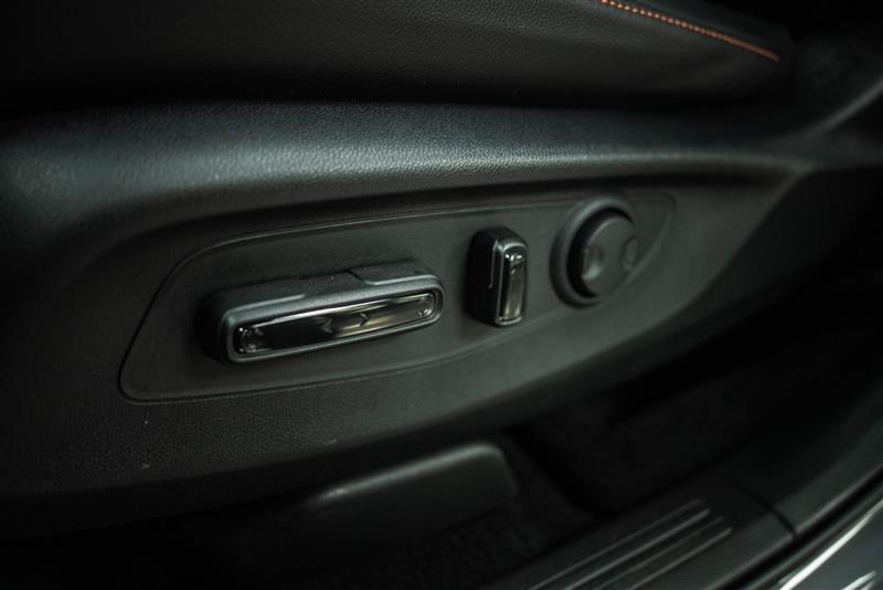 used 2025 Honda CR-V Hybrid car, priced at $40,995