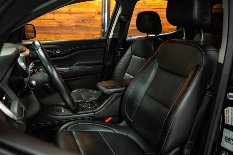used 2023 GMC Acadia car, priced at $26,695