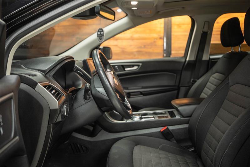 used 2022 Ford Edge car, priced at $20,895