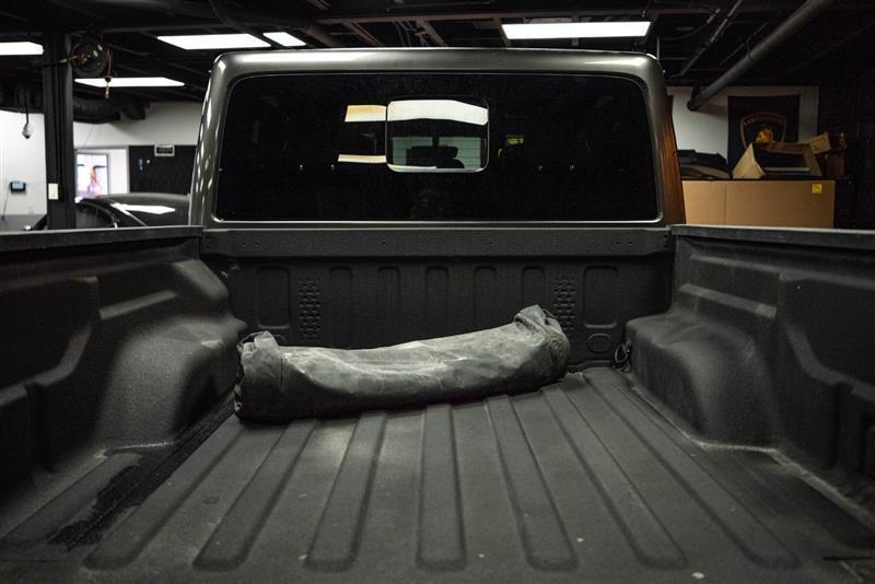 used 2023 Jeep Gladiator car, priced at $27,418