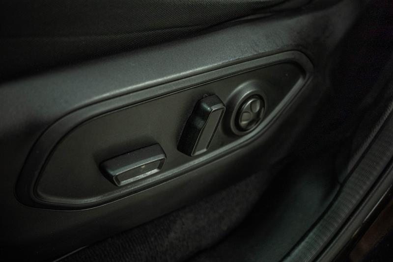 used 2024 Jeep Grand Cherokee L car, priced at $31,494