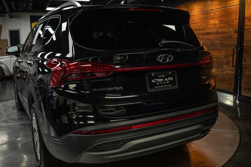 used 2023 Hyundai Santa Fe car, priced at $22,620