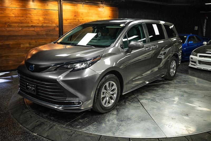 used 2022 Toyota Sienna car, priced at $35,995