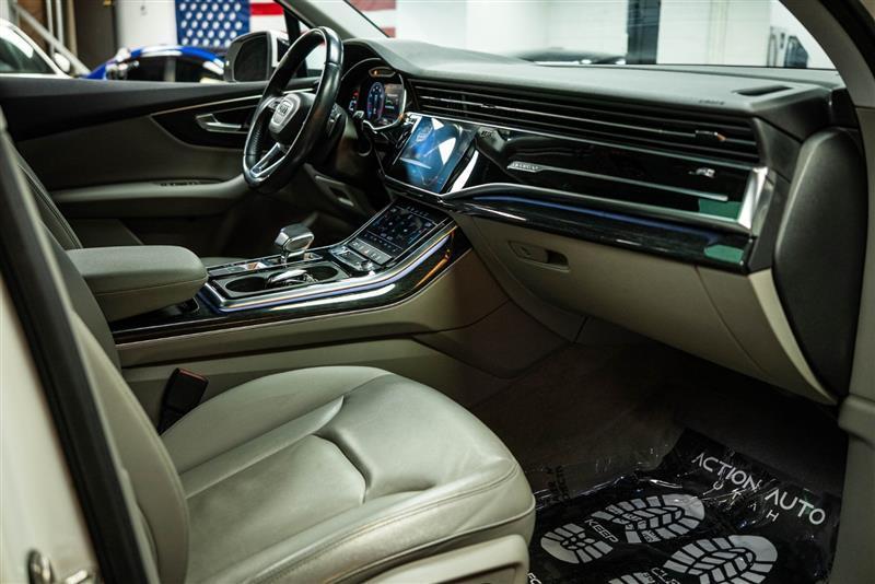 used 2020 Audi Q7 car, priced at $25,195