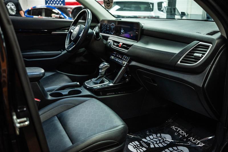 used 2024 Kia Seltos car, priced at $23,295
