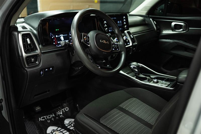used 2022 Kia Sorento car, priced at $20,695