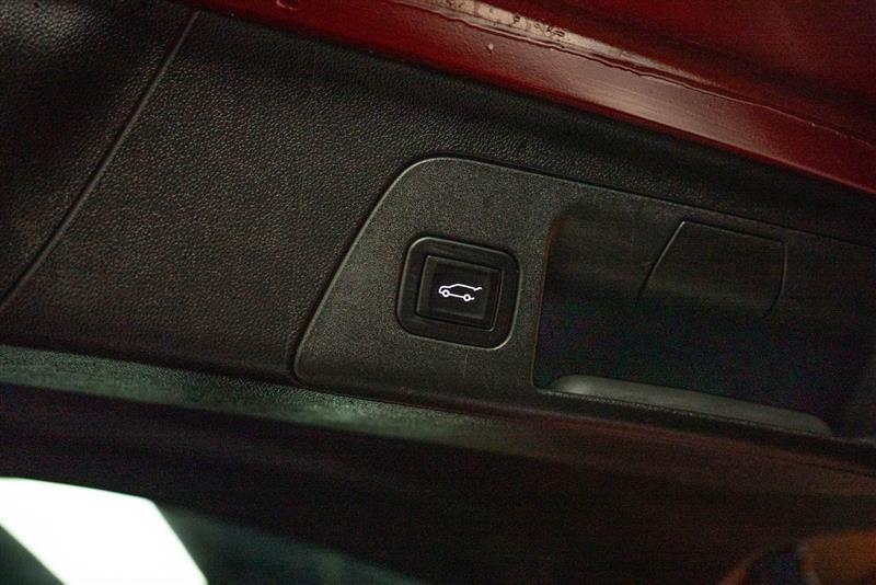 used 2023 Buick Envision car, priced at $20,932