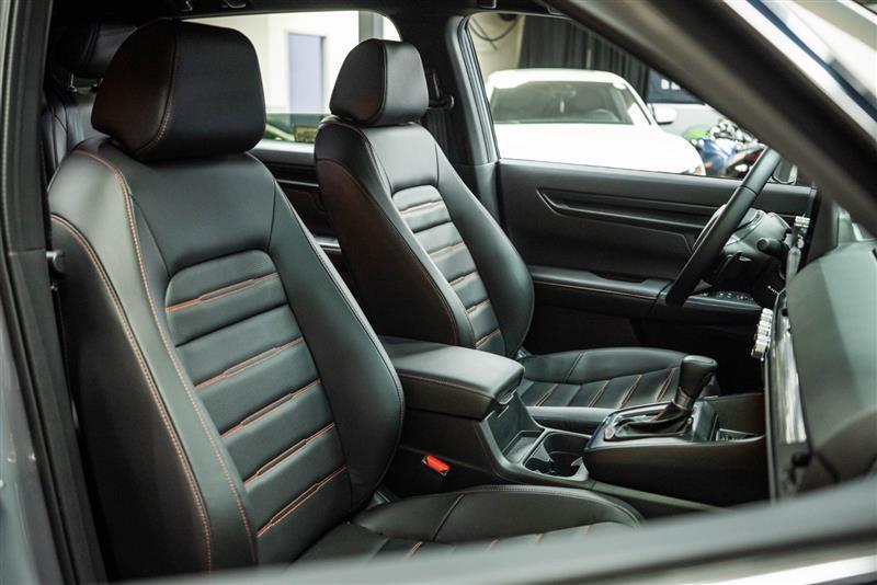 used 2025 Honda CR-V Hybrid car, priced at $39,995