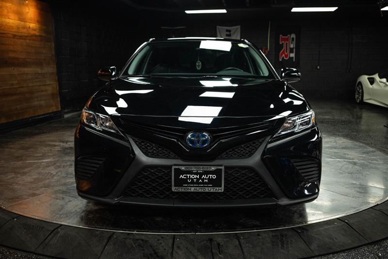 used 2020 Toyota Camry Hybrid car, priced at $24,995