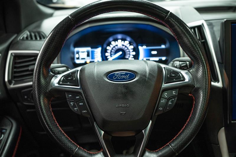 used 2022 Ford Edge car, priced at $24,995
