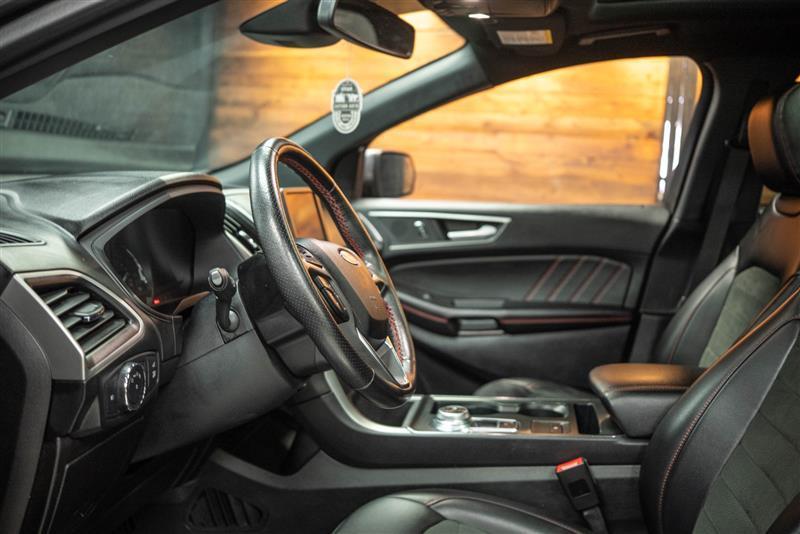 used 2022 Ford Edge car, priced at $24,995