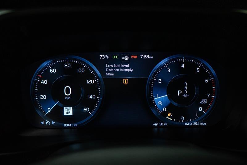 used 2021 Volvo XC40 car, priced at $18,995