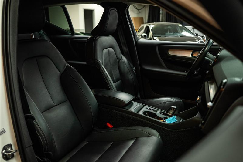 used 2021 Volvo XC40 car, priced at $18,995