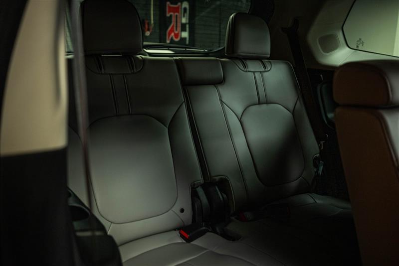 used 2023 Honda Pilot car, priced at $44,995