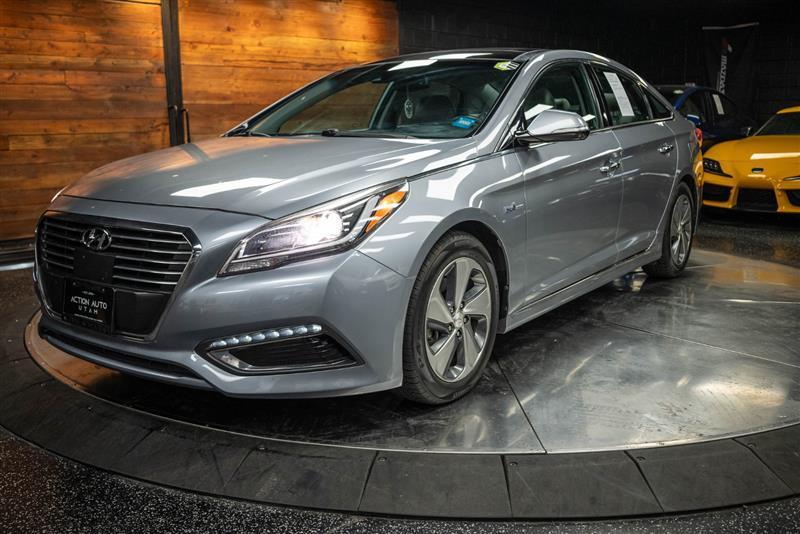 used 2016 Hyundai Sonata Hybrid car, priced at $10,895