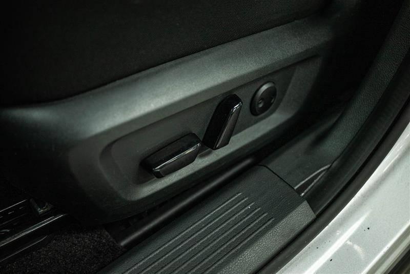 used 2024 Nissan Rogue car, priced at $21,595