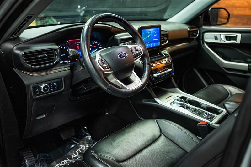 used 2023 Ford Explorer car, priced at $32,995