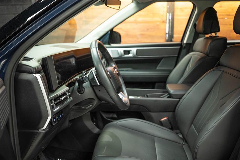 used 2025 Hyundai Santa Fe car, priced at $34,995