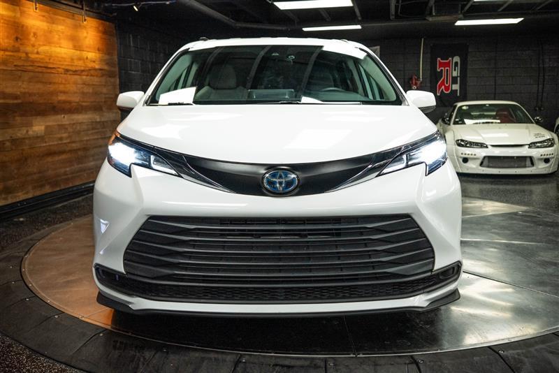 used 2022 Toyota Sienna car, priced at $29,995