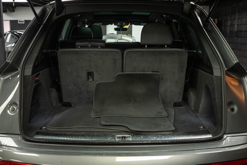 used 2017 Audi Q7 car, priced at $20,895
