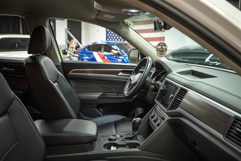 used 2021 Volkswagen Atlas car, priced at $25,996
