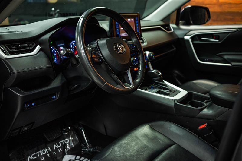 used 2020 Toyota RAV4 car, priced at $21,595