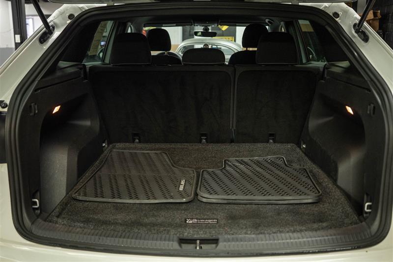 used 2021 Volkswagen Atlas Cross Sport car, priced at $18,906