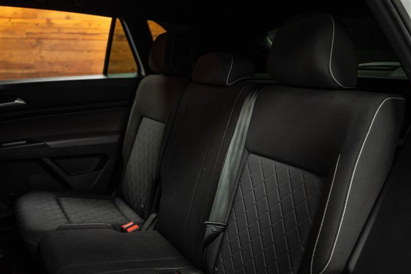 used 2021 Volkswagen Atlas Cross Sport car, priced at $18,906