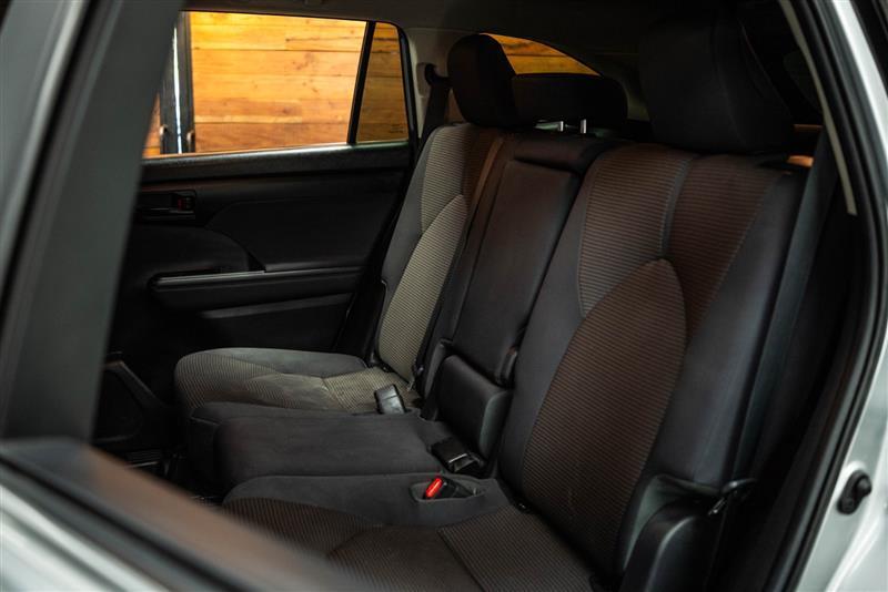used 2023 Toyota Highlander car, priced at $36,995