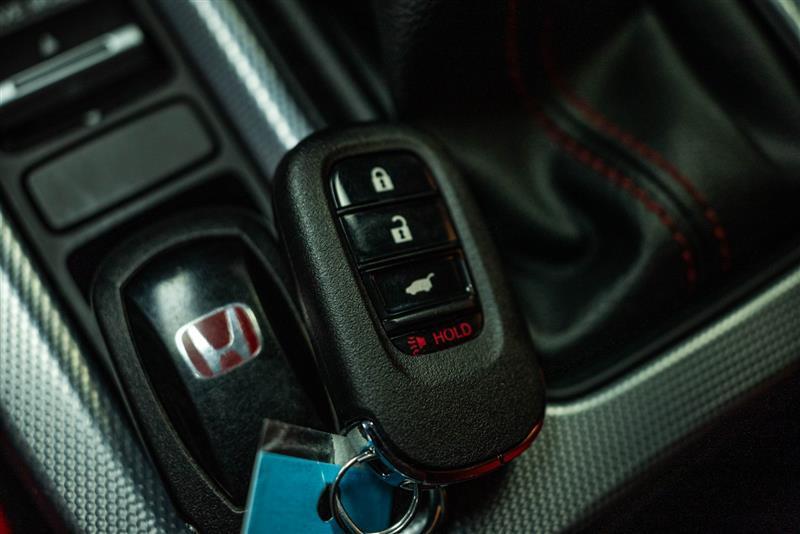 used 2025 Honda Civic Type R car, priced at $48,995