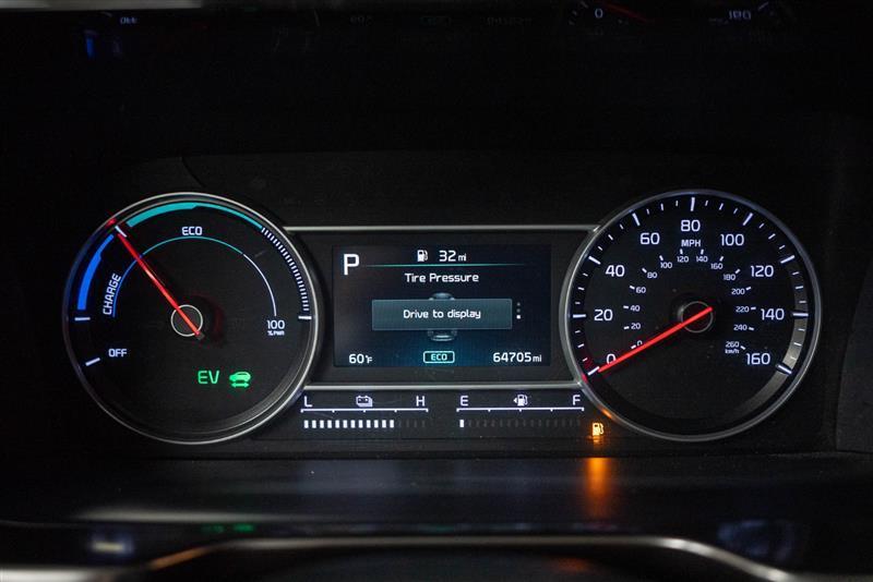 used 2022 Kia Sorento Hybrid car, priced at $25,495