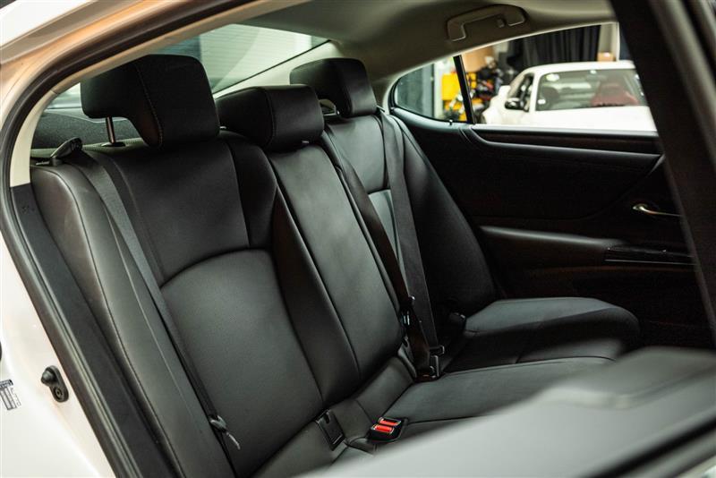 used 2024 Lexus ES 300h car, priced at $39,726