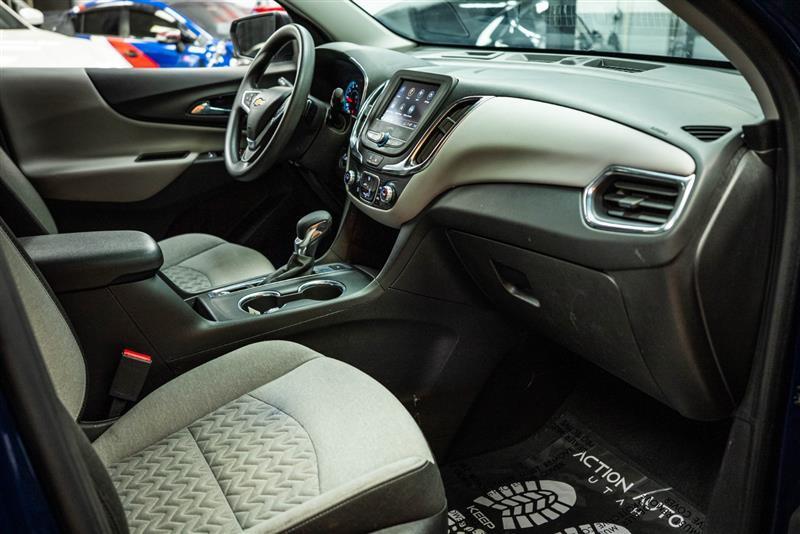 used 2022 Chevrolet Equinox car, priced at $19,995