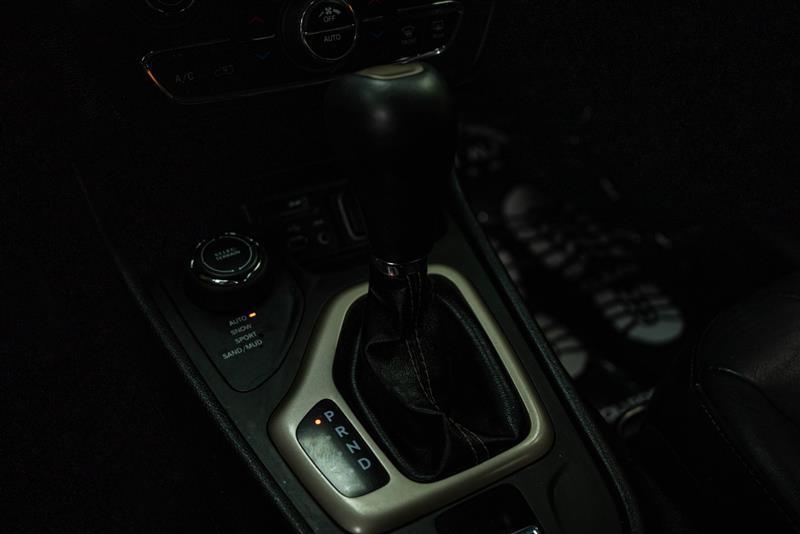 used 2018 Jeep Cherokee car, priced at $15,195
