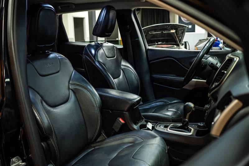 used 2018 Jeep Cherokee car, priced at $15,195
