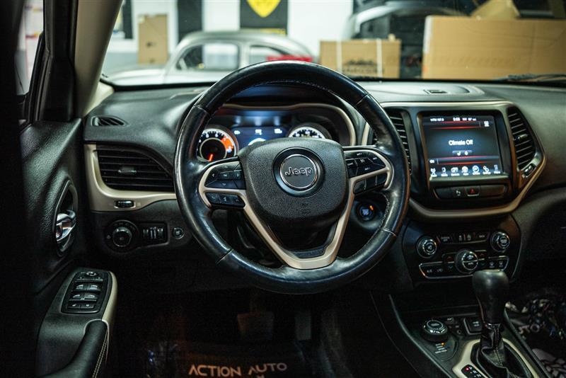 used 2018 Jeep Cherokee car, priced at $15,195