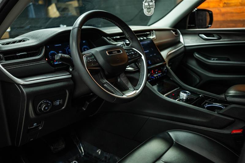 used 2023 Jeep Grand Cherokee L car, priced at $28,595