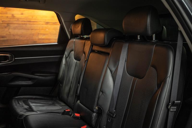 used 2021 Kia Sorento car, priced at $24,995