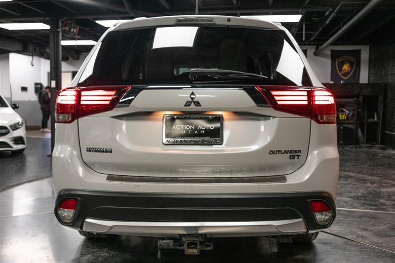 used 2016 Mitsubishi Outlander car, priced at $11,795