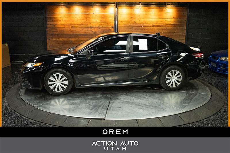 used 2019 Toyota Camry Hybrid car, priced at $16,795