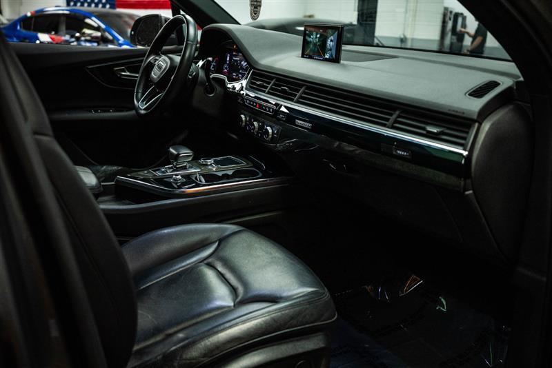 used 2017 Audi Q7 car, priced at $19,995