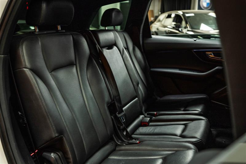 used 2019 Audi Q7 car, priced at $19,411