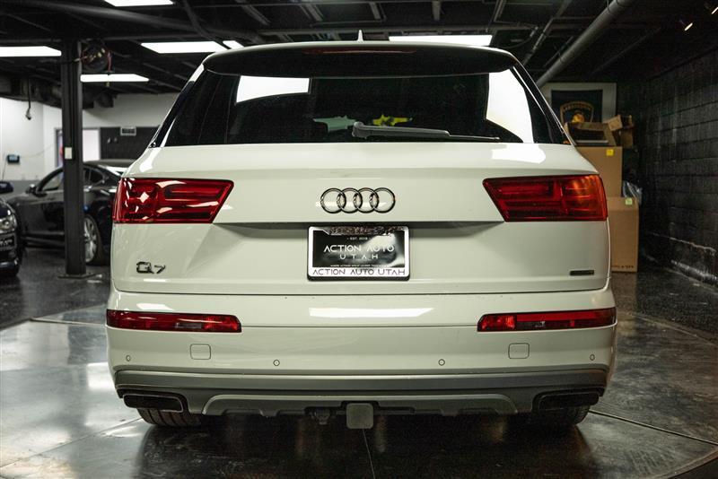 used 2019 Audi Q7 car, priced at $19,411