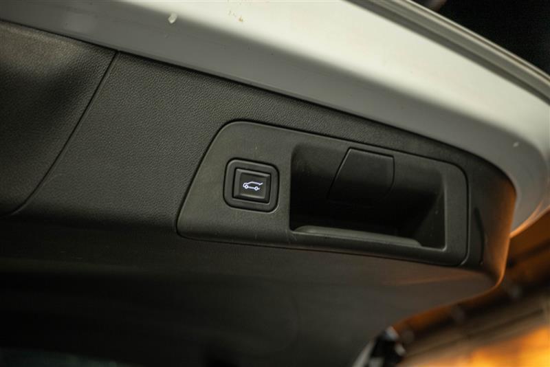 used 2023 Buick Envision car, priced at $17,945