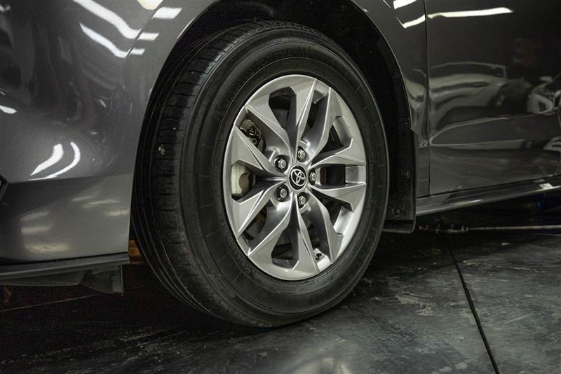 used 2023 Toyota Sienna car, priced at $37,283