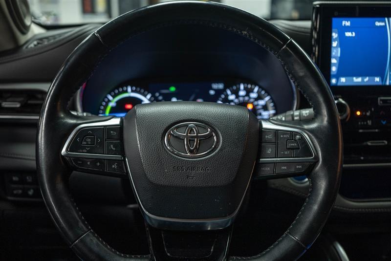 used 2020 Toyota Highlander Hybrid car, priced at $36,295