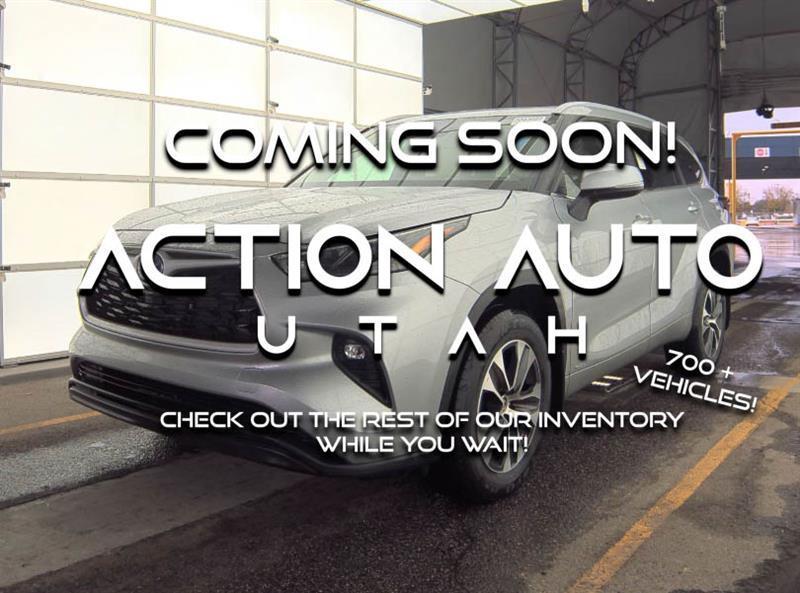 used 2024 Toyota Highlander Hybrid car, priced at $43,995