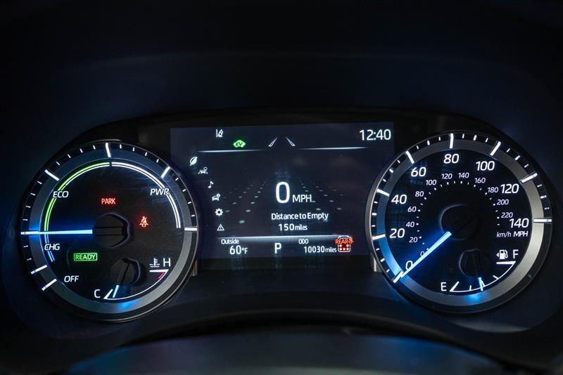 used 2024 Toyota Highlander Hybrid car, priced at $43,995