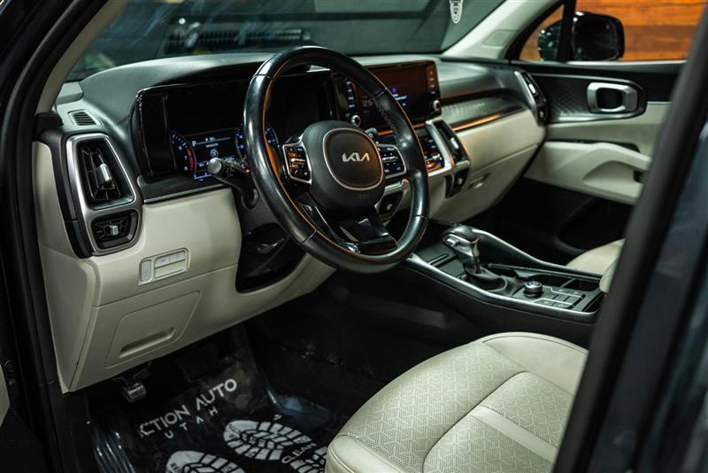used 2022 Kia Sorento car, priced at $22,795